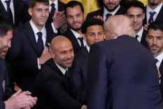 Javier Mascherano estrecha su mano con Donald Trump en la Casa Blanca. ¿Qué dijo el Jefecito sobre la visita?