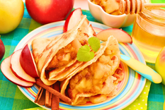 Saborea la dulzura: crepes rellenos de manzana para todos los gustos Foto: Shutterstock