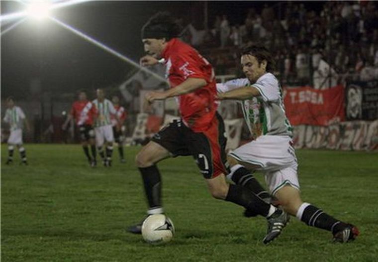 El Botellero va por buen camino hacia la Primera B Nacional. Foto: Gentileza D.R