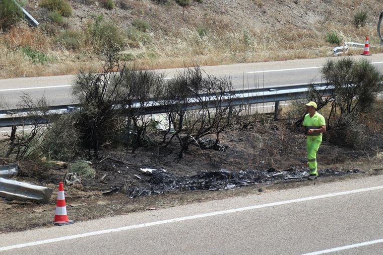 El auto de Diogo Jota se incendió y el futbolista del Liverpool y su hermano murieron calcinados. Foto: EFE.