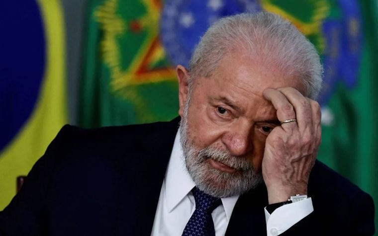 Renunció Carlos Lupi por escándalo de corrupción en fondos jubilatorios en Brasil. Foto: NA.