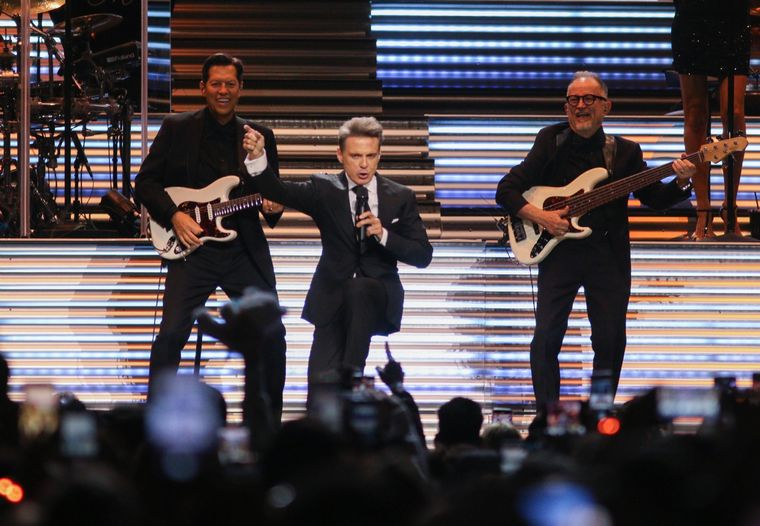 Luis Miguel brilla en su primer show en el Movistar Arena Foto: NA