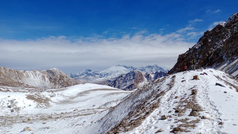 Científicos del Conicet recorren la Cordillera para crear un sendero turístico que combine naturaleza, historia y cuidado del patrimonio arqueológico. Científicos del Conicet recorren la Cordillera para crear un sendero turístico que combine naturaleza, historia y cuidado del patrimonio arqueológico.