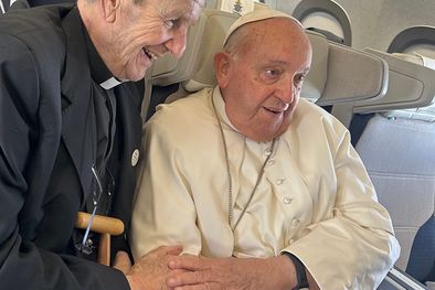 MDZol | Andrés Swinnen, sacerdote jesuita de 85 años, vive en Córdoba y fue amigo personal y compañero de noviciado de Jorge Mario Bergoglio. Foto: Gentileza