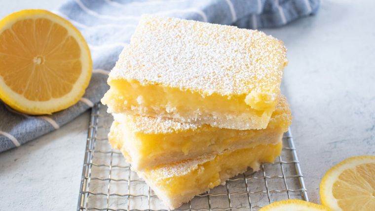 Los cuadrados de limón son ideales porque son deliciosos, tienen pocos ingredientes, son super fáciles y se hacen en microondas. Foto: Unsplash