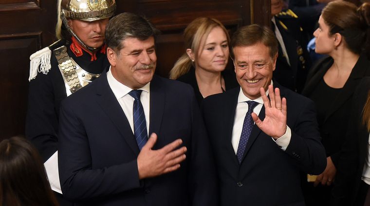 Abed y Suarez, durante la Asamblea Legislativa.