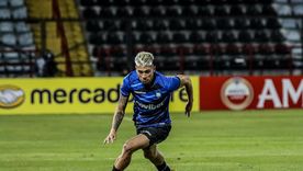 Independiente va por más y busca cerrar la llegada de un extremo de 21 años que juega en Huachipato de Chile.