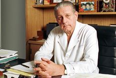 René Favaloro estudió Medicina en la Universidad Nacional de La Plata. René Favaloro estudió Medicina en la Universidad Nacional de La Plata.