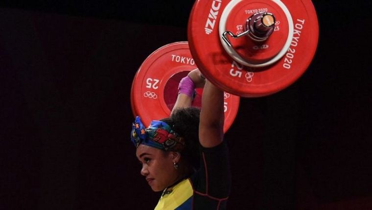 Neisi Dajomes ganó el oro en Tokio levantando un total de 263 kg. Foto: LUIS ACOSTA/GETTY IMAGES Foto: LUIS ACOSTA/GETTY IMAGES