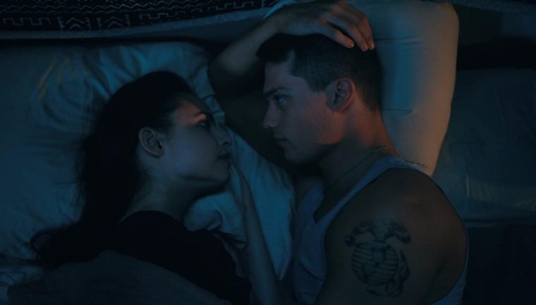 NETFLIX. Corazones malheridos