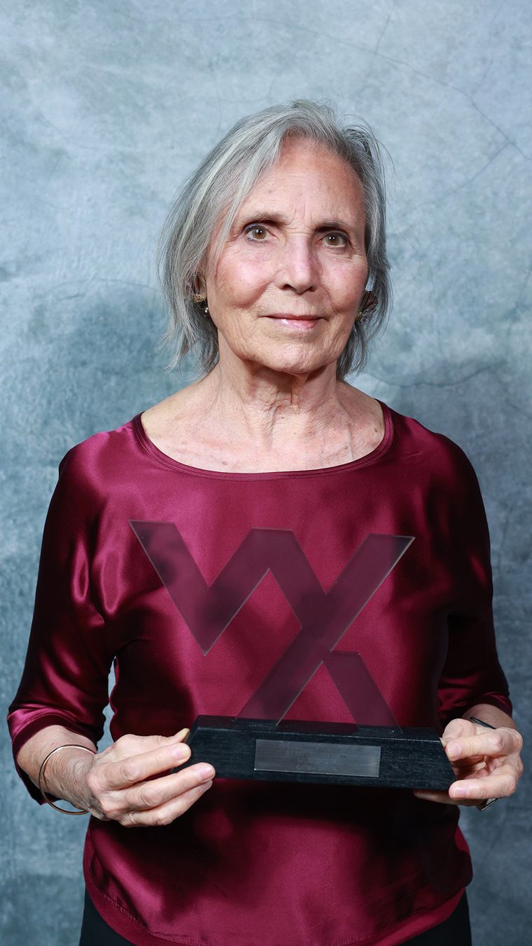 Helena Maza recibió el premio a Bodeguero/a del año para Laura Catena, su hija. Helena Maza recibió el premio a Bodeguero/a del año para Laura Catena, su hija.