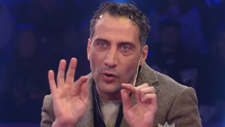 El actor contó una historia que generó risas. El actor contó una historia que generó risas.