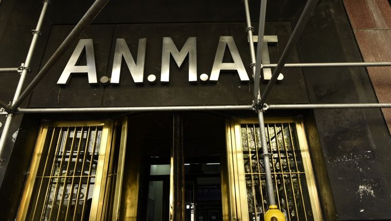 El juez de la Plata Ernesto Kreplak ordenó el allanamiento de la ANMAT. 