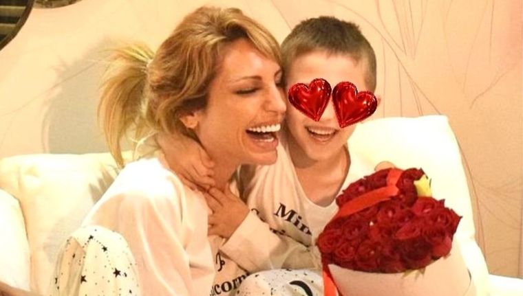 Vicky Xipolitakis y su hijo. Foto: Instagram: @vickyxipolitakisok Vicky Xipolitakis y su hijo. Foto: Instagram: @vickyxipolitakisok