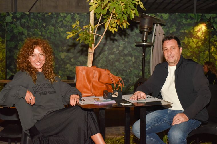 Karina Larosa y Marcelo Moris. Karina Larosa y Marcelo Moris.