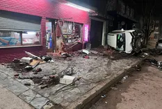 Tragedia en Mar del Plata: un choque terminó con un muerto, cinco heridos y un almacén destruido