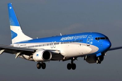 MDZol | Aerolíneas Argentinas en el último balance tiene un déficit de doscientos cuarenta y seis millones de dólares. En otros países se preguntarían que hacer con esa empresa. Foto: MDZ