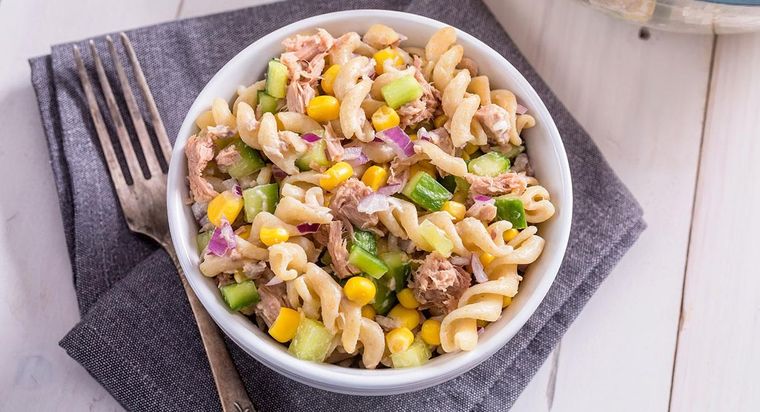 Esta ensalada de pasta y atún es una opción saludable Foto: Shutterstock
