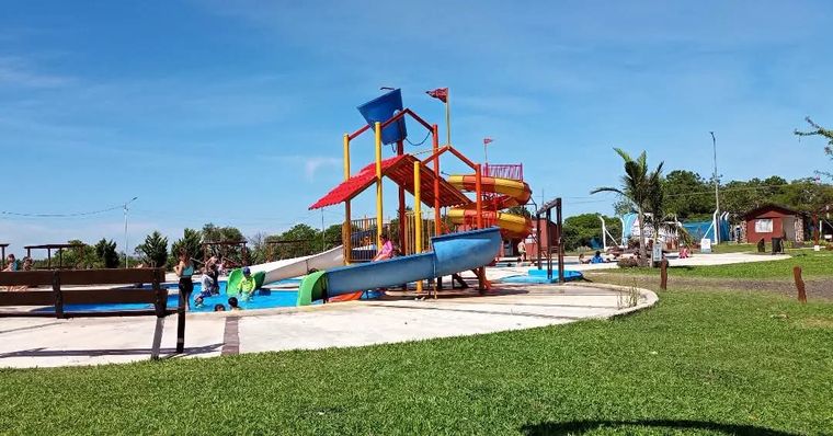 El Parque acuático que está ubicado en Corrientes y es ideal para visitar en el verano. El Parque acuático que está ubicado en Corrientes y es ideal para visitar en el verano. 