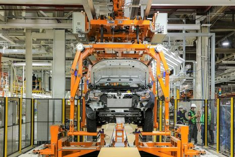 La industria automotriz encabezó la lista de rubros en recuperación en enero con un 32,8% de crecimiento interanual, según la consultora FIEL Foto: Telam