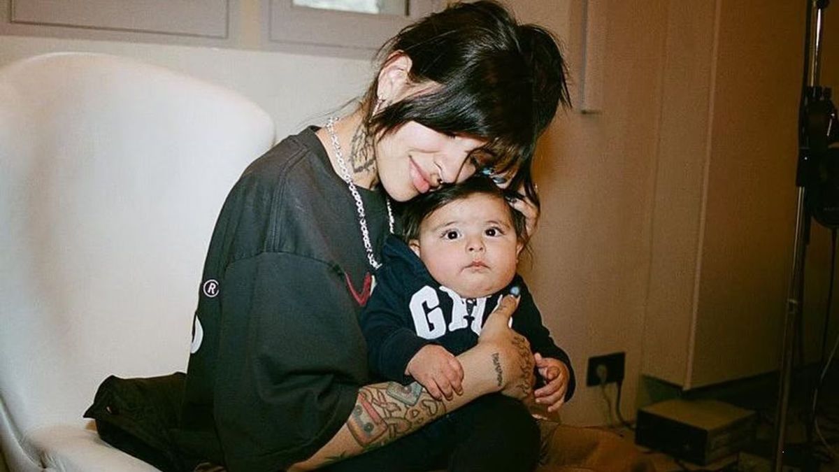 ¿Qué es la Ley Cazzu? El fuerte proyecto que nació del escándalo de la artista argentina con Christian Nodal