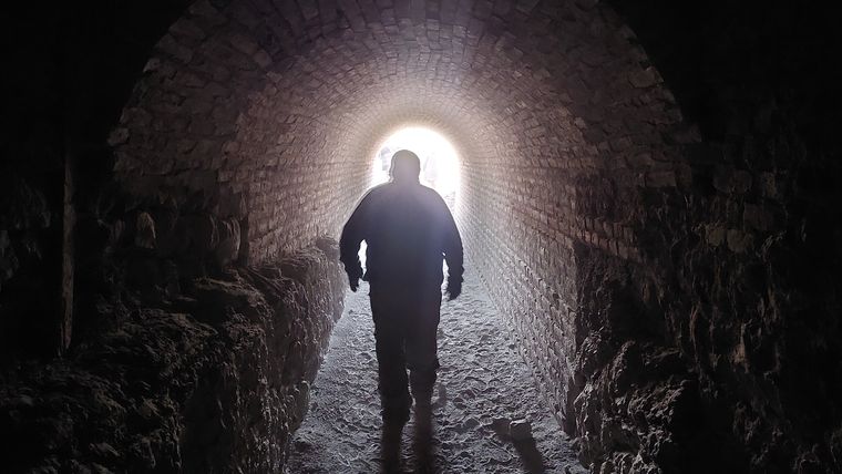 Minas de Salagasta pueblo minero abandondado cueva mina ruinas.jpg