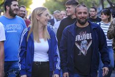 Sagasti estuvo en la marcha por la universidad pública del día martes Foto: X @anabelfsagasti Sagasti estuvo en la marcha por la universidad pública del día martes Foto: X @anabelfsagasti