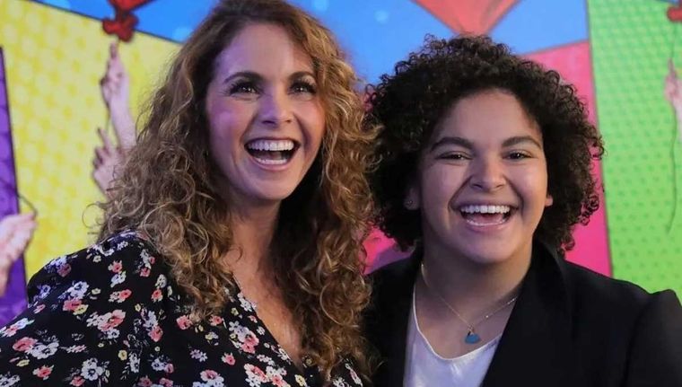 Foto: https://quenoticias.com/entretenimiento/hija-de-lucero-foto/
