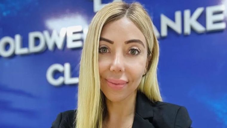 La asesora de imagen que afirma ser amiga de Milei, aunque sus acciones demuestran lo contrario. Créditos: Instagram / @oscurita_1