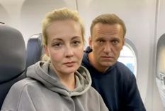 Alexei Navalni y su esposa Iulia Navalnaya, quien ahora denuncia a Putin por la muerte de su marido. Foto Efe