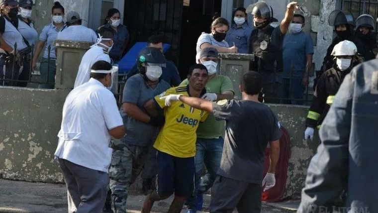 Sangriento Ante el conflicto, debieron intervenir fuerzas especiales.