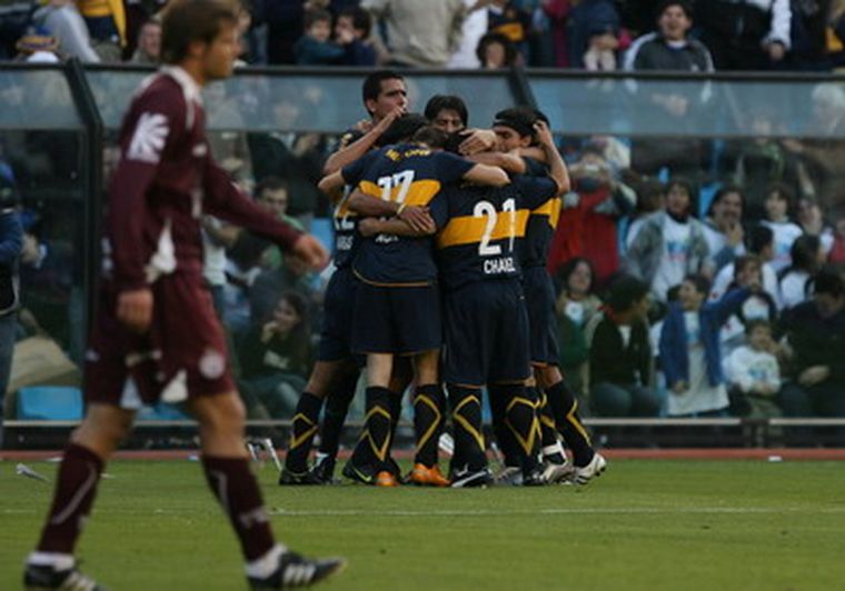 Boca festeja el triunfo ante el Granate. Foto: fotobaires