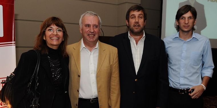 Autoridades de Nevada: Kelly Crescitelli, José Luis Innocenti, Pablo Kemec y Matías Innocenti. Foto: Alf Ponce/MDZ