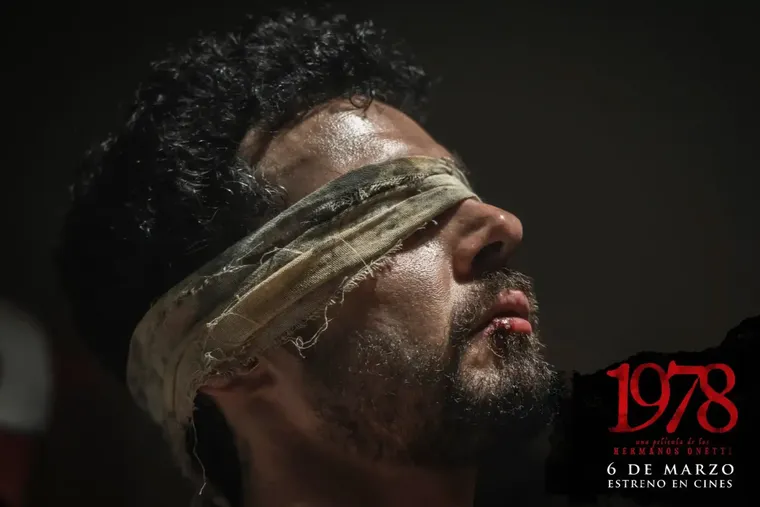 La película recrea el clima opresivo de la final del Mundial de 1978 bajo la dictadura. La película recrea el clima opresivo de la final del Mundial de 1978 bajo la dictadura.