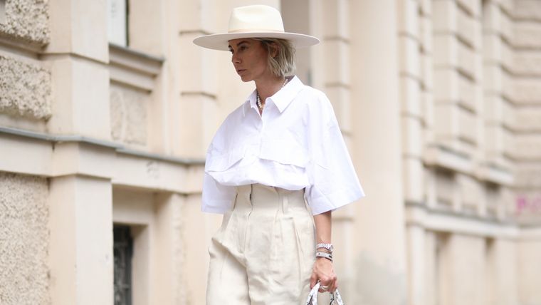 La camisa blanca es un ícono de la moda. ¡Úsala todos los días! Foto: Coveteur
