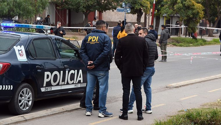 El doble asesinato fue esta mañana (imagen ilustrativa) Foto: ALF PONCE MERCADO / MDZ