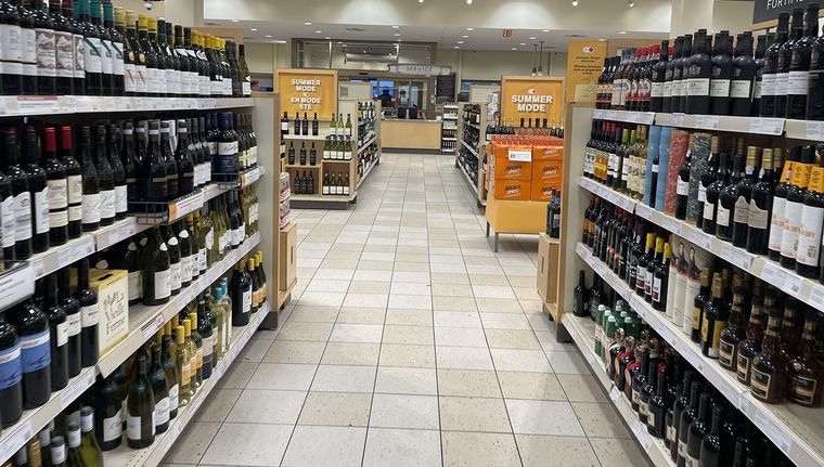 El precio del vino también tuvo su aumento en el mes de junio. Foto: ALF PONCE MERCADO / MDZ