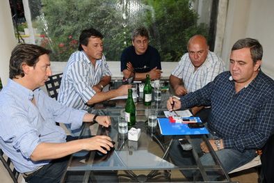 MDZol | El encuentro, con algunos mensajes por elevación. Foto: Nacho Gaffuri / MDZ