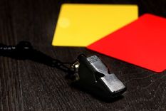 Jóvenes mendocinos podrán formarse como árbitros de fútbol de forma gratuita.