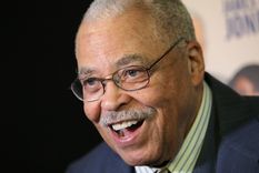 Foto: https://entreteria.com/teatro-de-broadway-renombrado-en-honor-al-legendario-james-earl-jones/