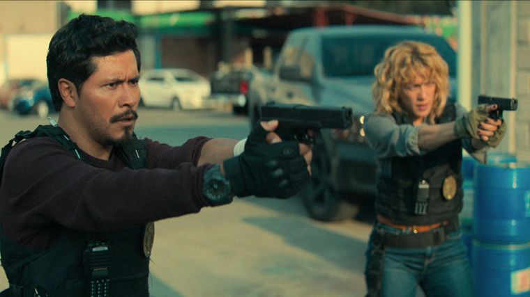 Netflix lanzó en julio la serie "Gringo Hunters" basada en las operaciones de la UEI.