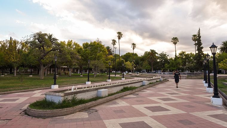Plaza Pedro del Castillo. Plaza Pedro del Castillo.