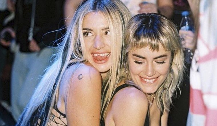 Lola encandiló a Lali