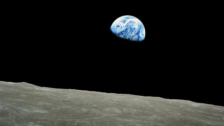 Dormir en la Luna ya no es ciencia ficción: prometen en 6 años hacer allí un hotel de lujo para un&nbsp; turismo espacial exclusivo.&nbsp; Créditos: Pexels.