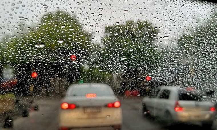 Seis departamentos de la provincia están bajo alerta amarilla Foto: Walter Moreno/MDZ. Fotografía con Moto G32