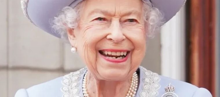 La Reina Isabel II celebró 70 años en el trono. Foto: Instagram @theroyalfamily