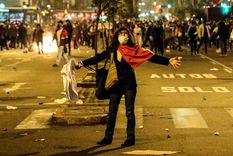La sociedad peruana salió a la calle y Merino (sucesor de Vizcarra) ya fue expulsado del poder, luego de dos muertes en las manifestaciones. Foto: Diego Vertiz - Reportero Gráfico - Perú
