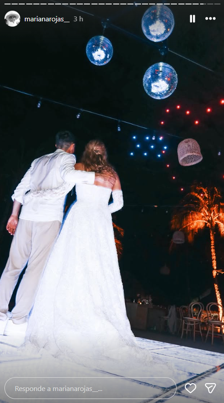 Felizmente casados. Felizmente casados.