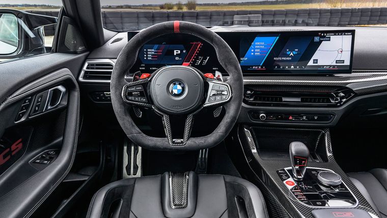 BMW M2 CS