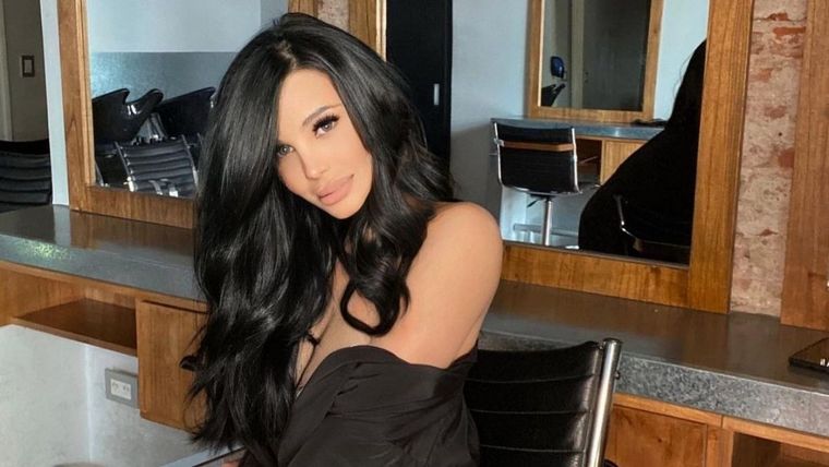 Charlotte Caniggia, Instagram, redes sociales